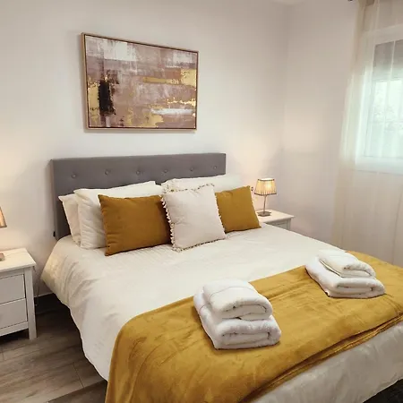 Sea View In Apartment *